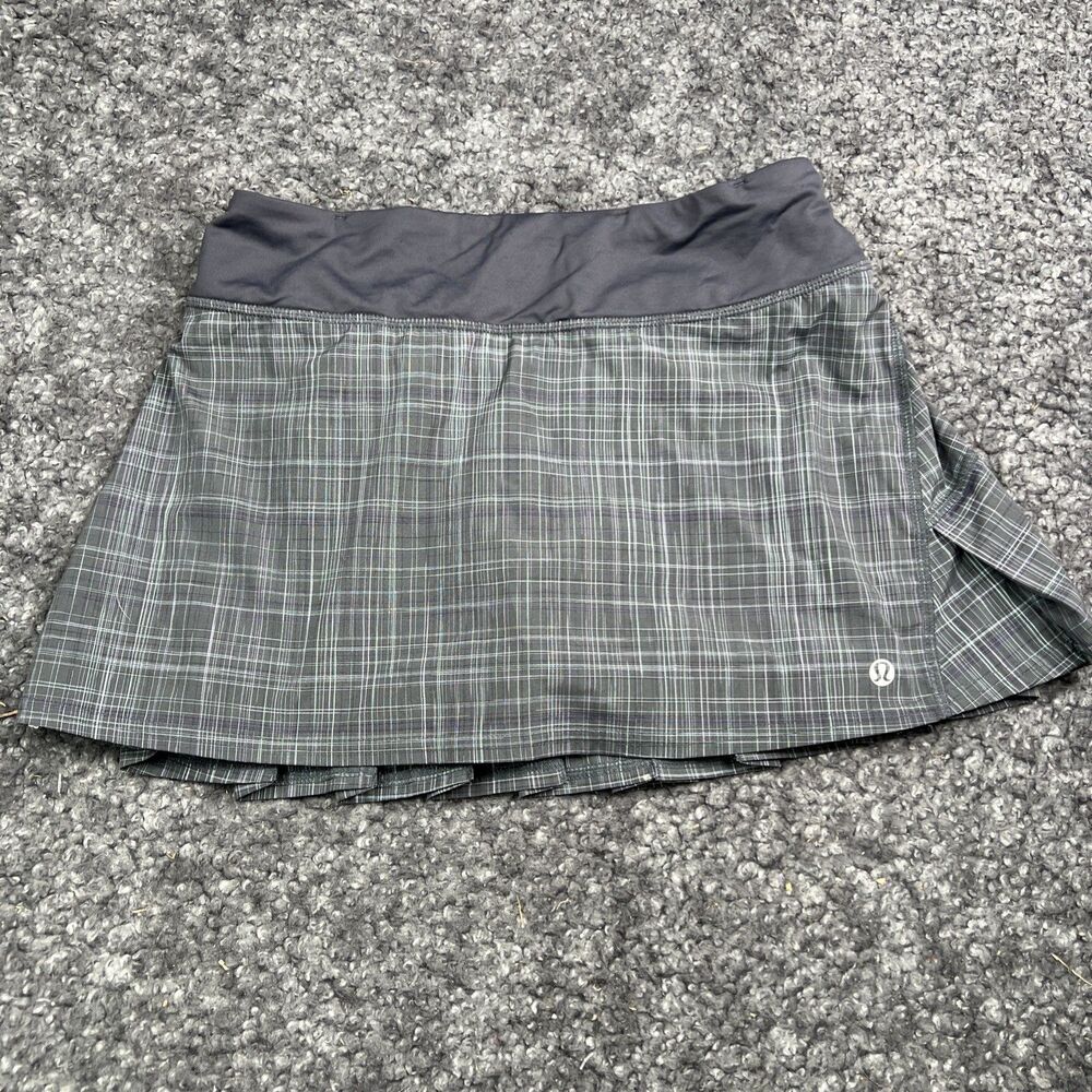 Lululemon Run Speed Skirt Skort Size 4 Grey Plaid Built In Shorts EUC